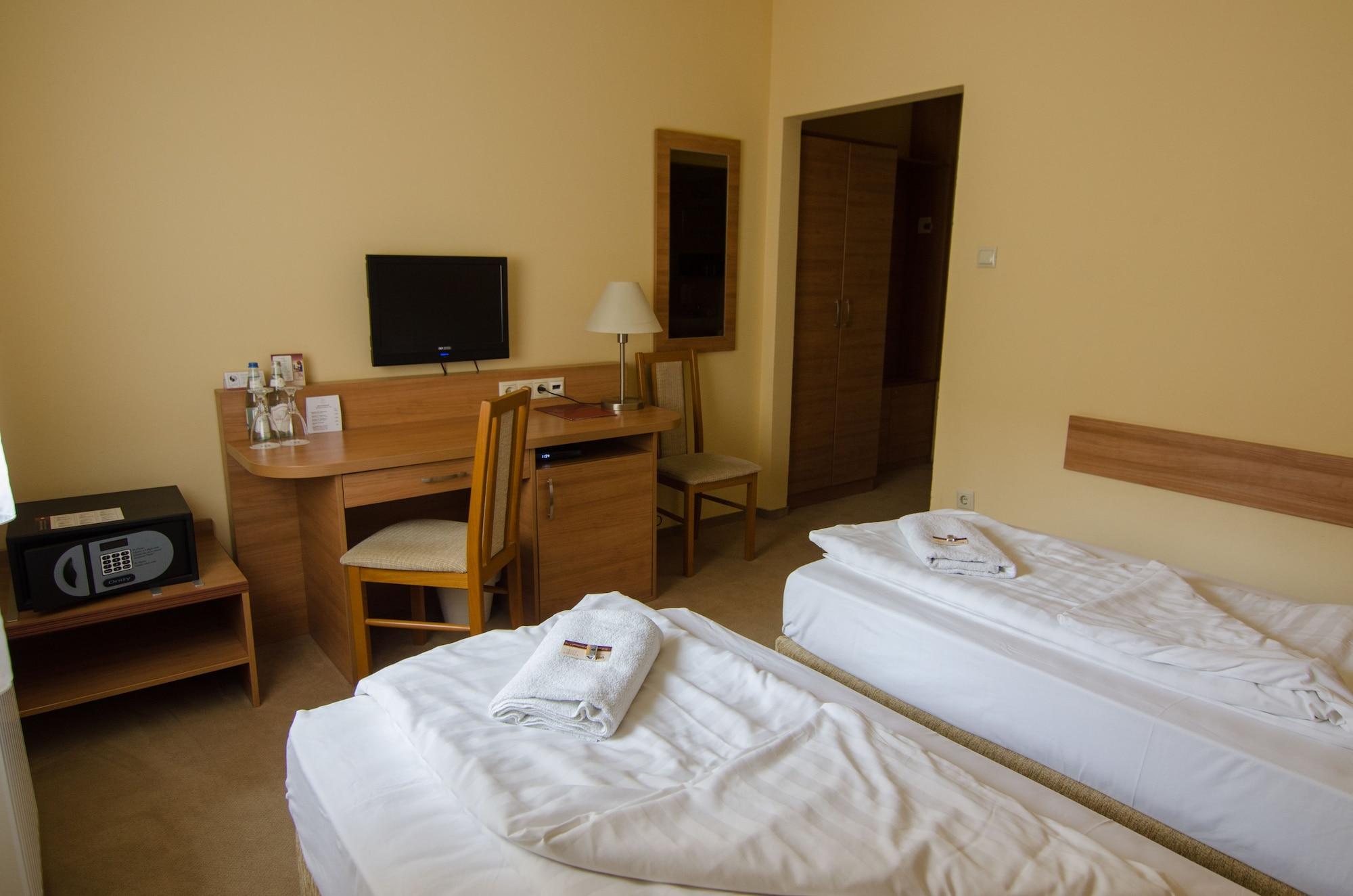 Hotel Civitas 쇼프론 외부 사진
