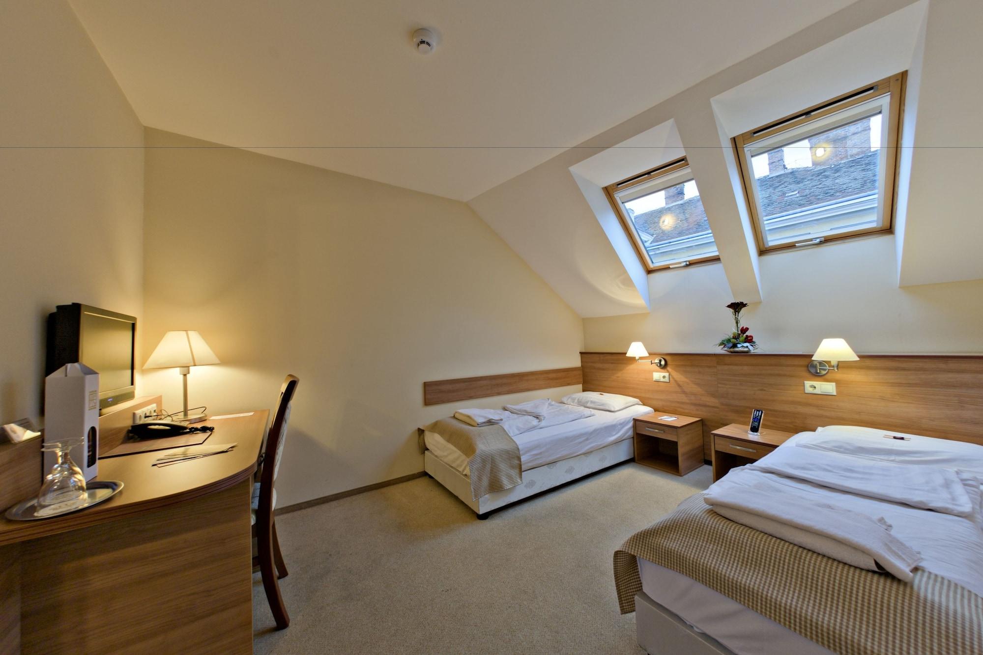 Hotel Civitas 쇼프론 외부 사진