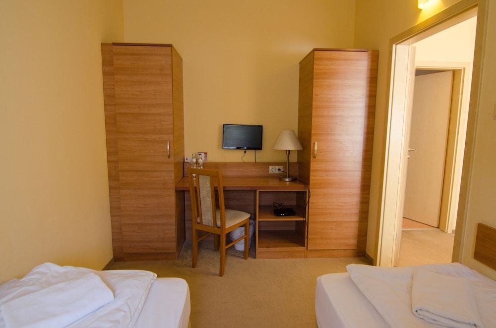 Hotel Civitas 쇼프론 외부 사진