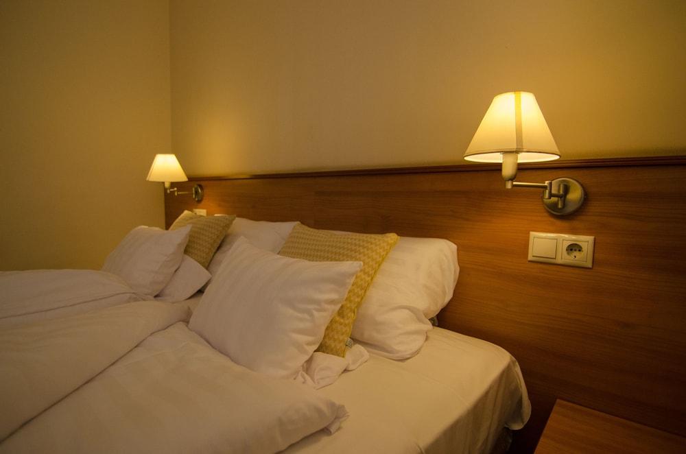 Hotel Civitas 쇼프론 외부 사진