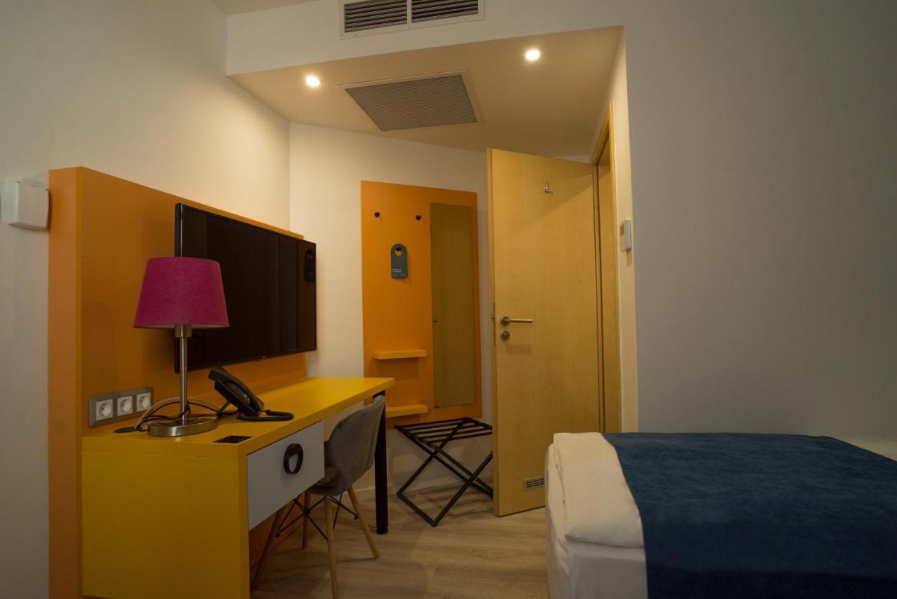 Hotel Civitas 쇼프론 외부 사진